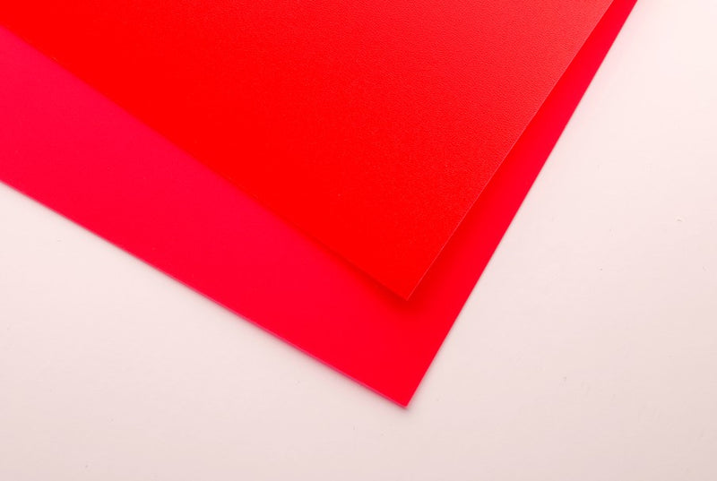 Feuille polypropylène translucide 50 x 70 cm - 13 coloris