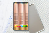 Boîte métal de 11 crayons tri-tons + blender