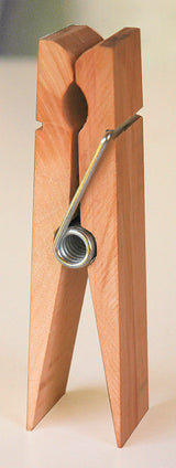 Pince à linge en bois