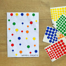 Gommettes rondes-3 tailles-8 couleurs -864 pièces